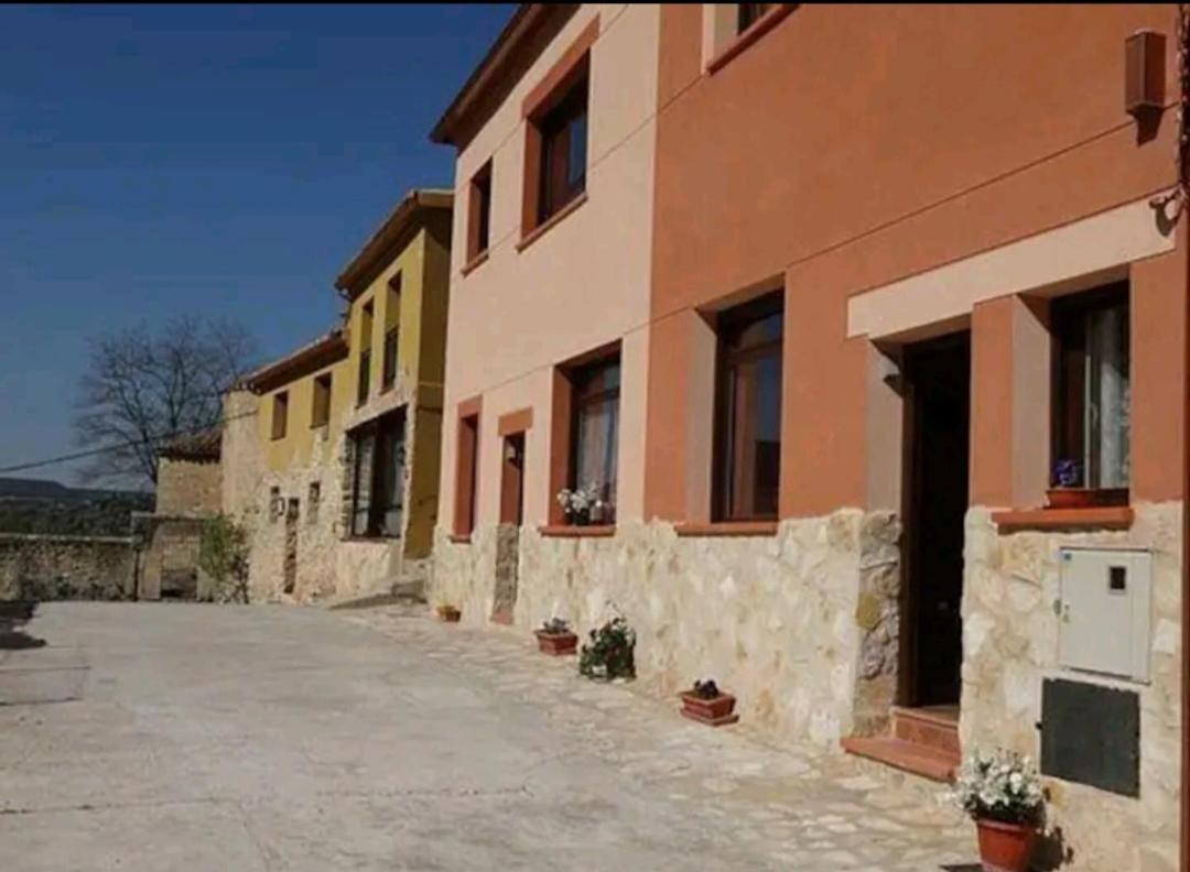 Spa Y Casa Rural Rio Dulce Aragosa Eksteriør billede
