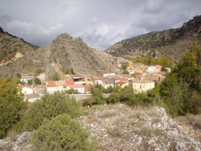 Spa Y Casa Rural Rio Dulce Aragosa Eksteriør billede