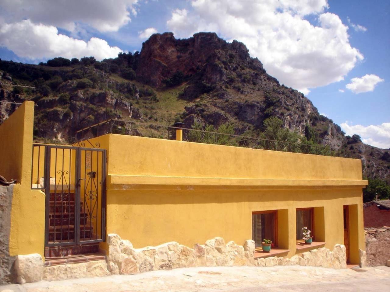 Spa Y Casa Rural Rio Dulce Aragosa Eksteriør billede