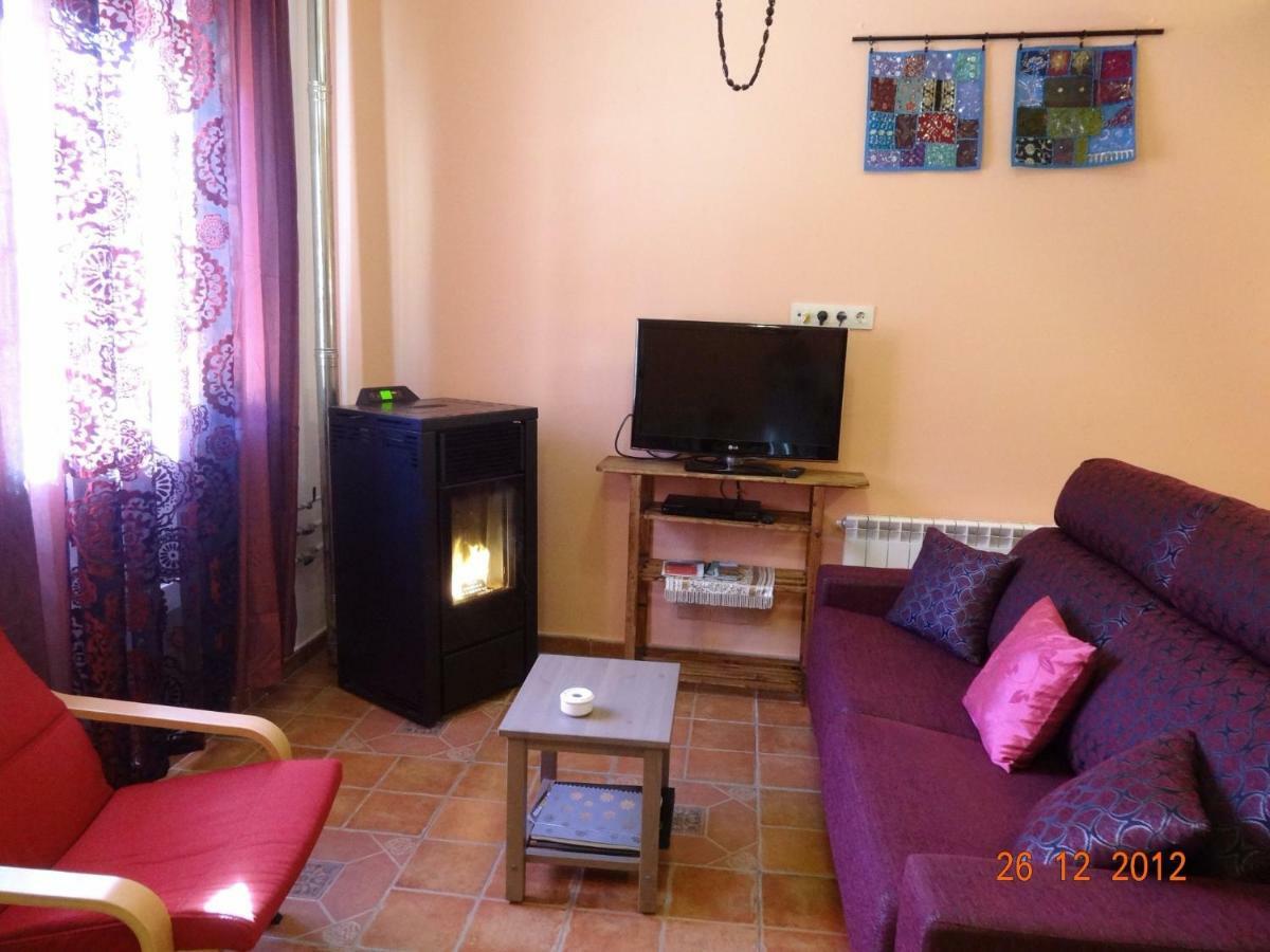 Spa Y Casa Rural Rio Dulce Aragosa Eksteriør billede